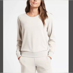 Athleta seasoft round crew neck sweatshirt